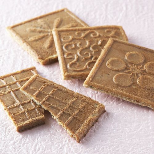 黒豆豆乳きなこせんべい　イメージ１画像